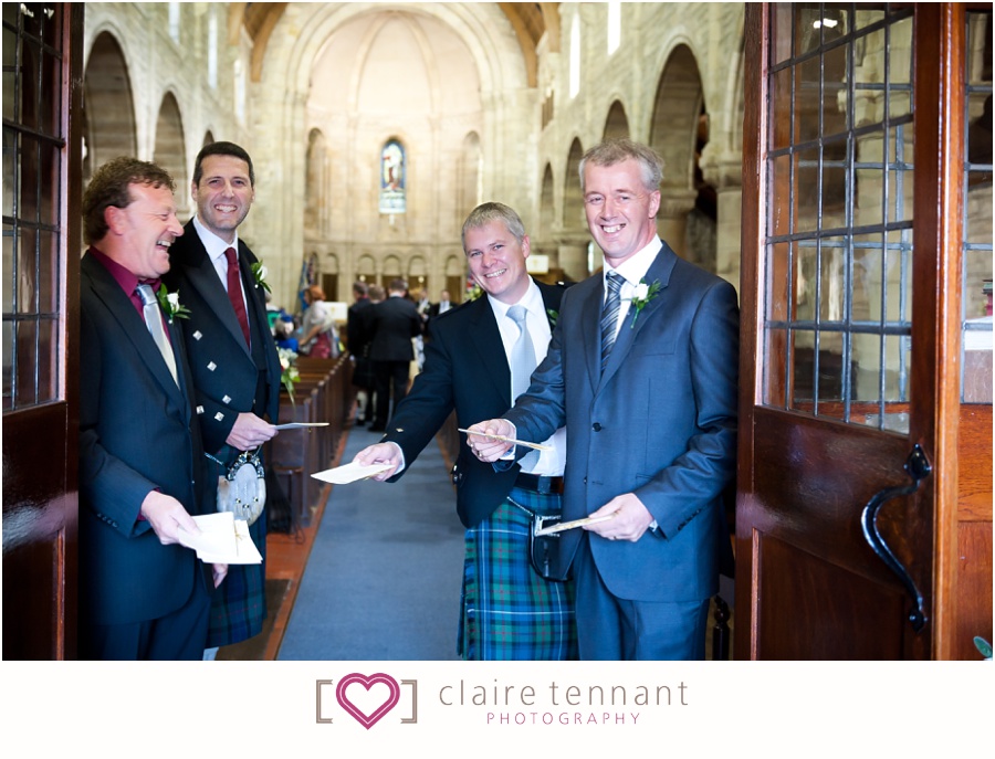 carriden church wedding arrivals